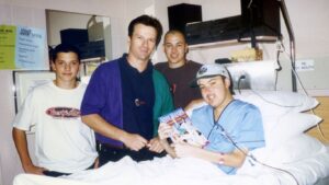 Allan with his brothers and Steve Waugh during treatment